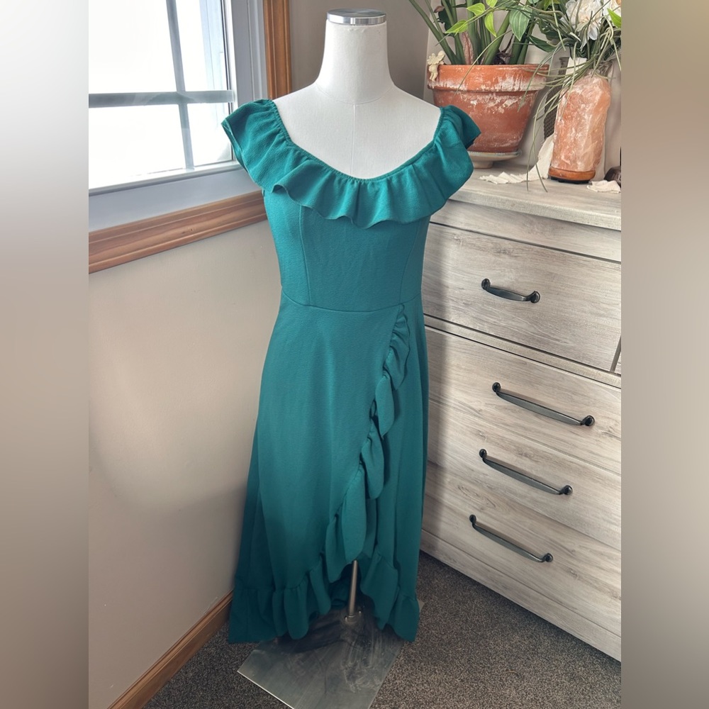 Green Ruffle Dress - Picture 4 of 4